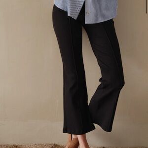Donni Rib Kick Flare Pant - Jet